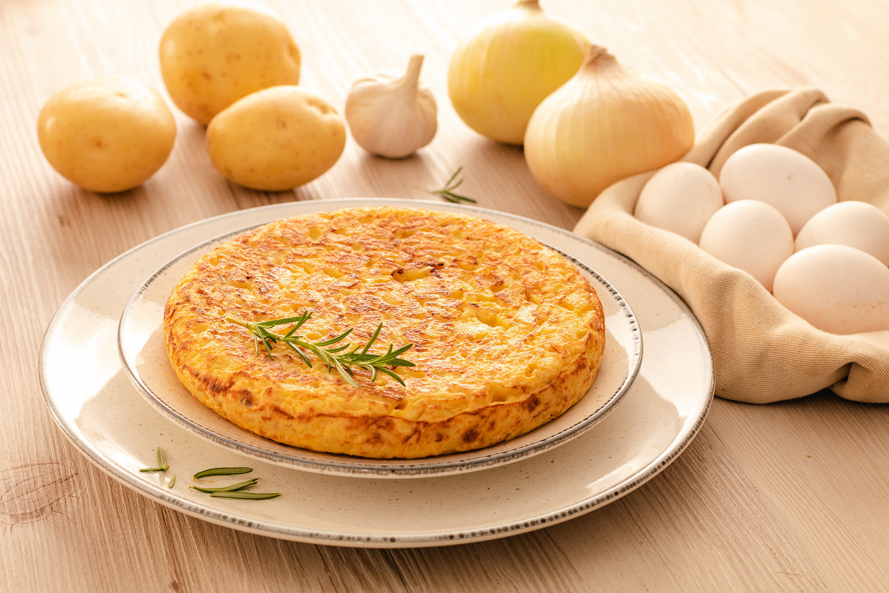 Rosemary, potato and onion omelette