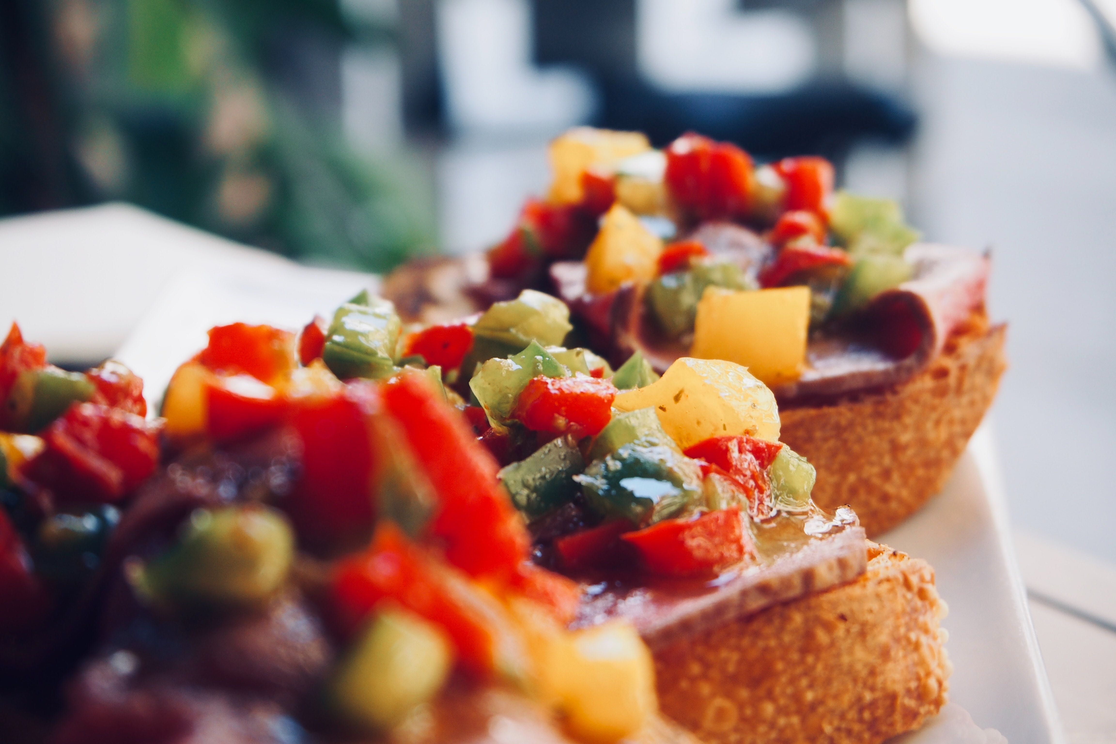 Bruschetta with vegetables and roast beef