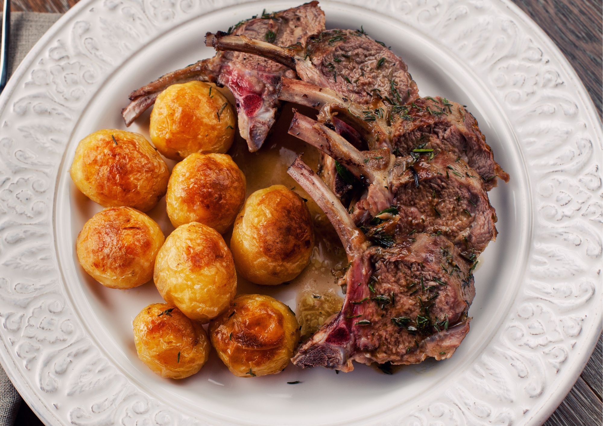 Lamb chops and èVita La Novella Siciliana roast potatoes