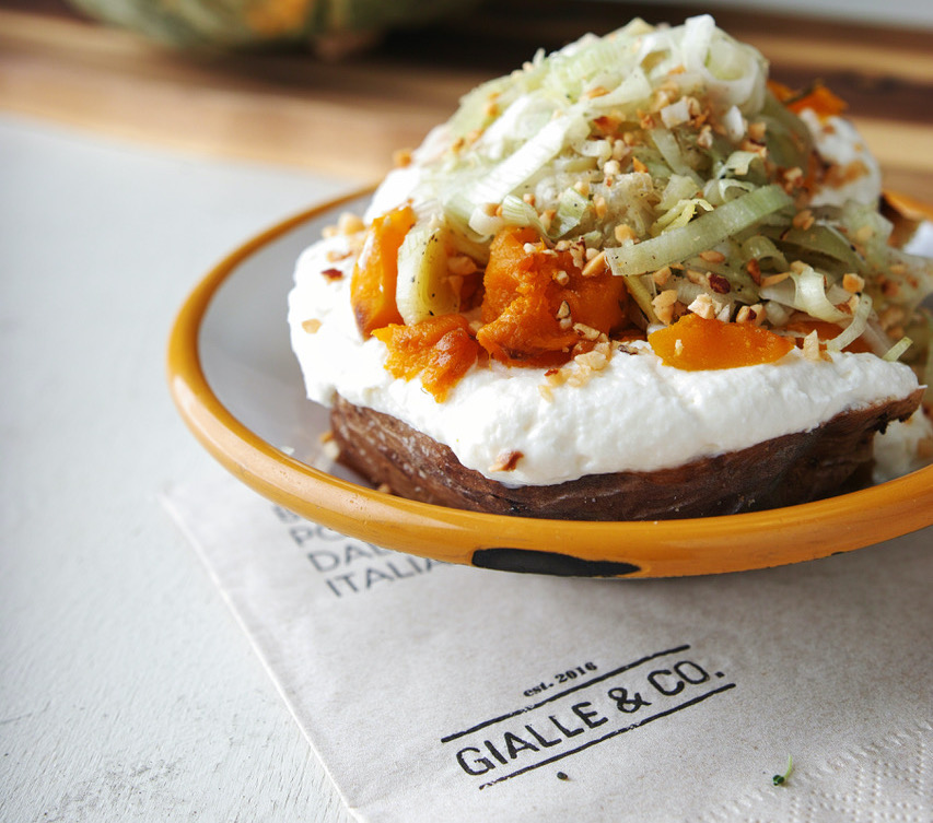 Fuori di Zucca: la baked potato con zucca e crema di formaggi