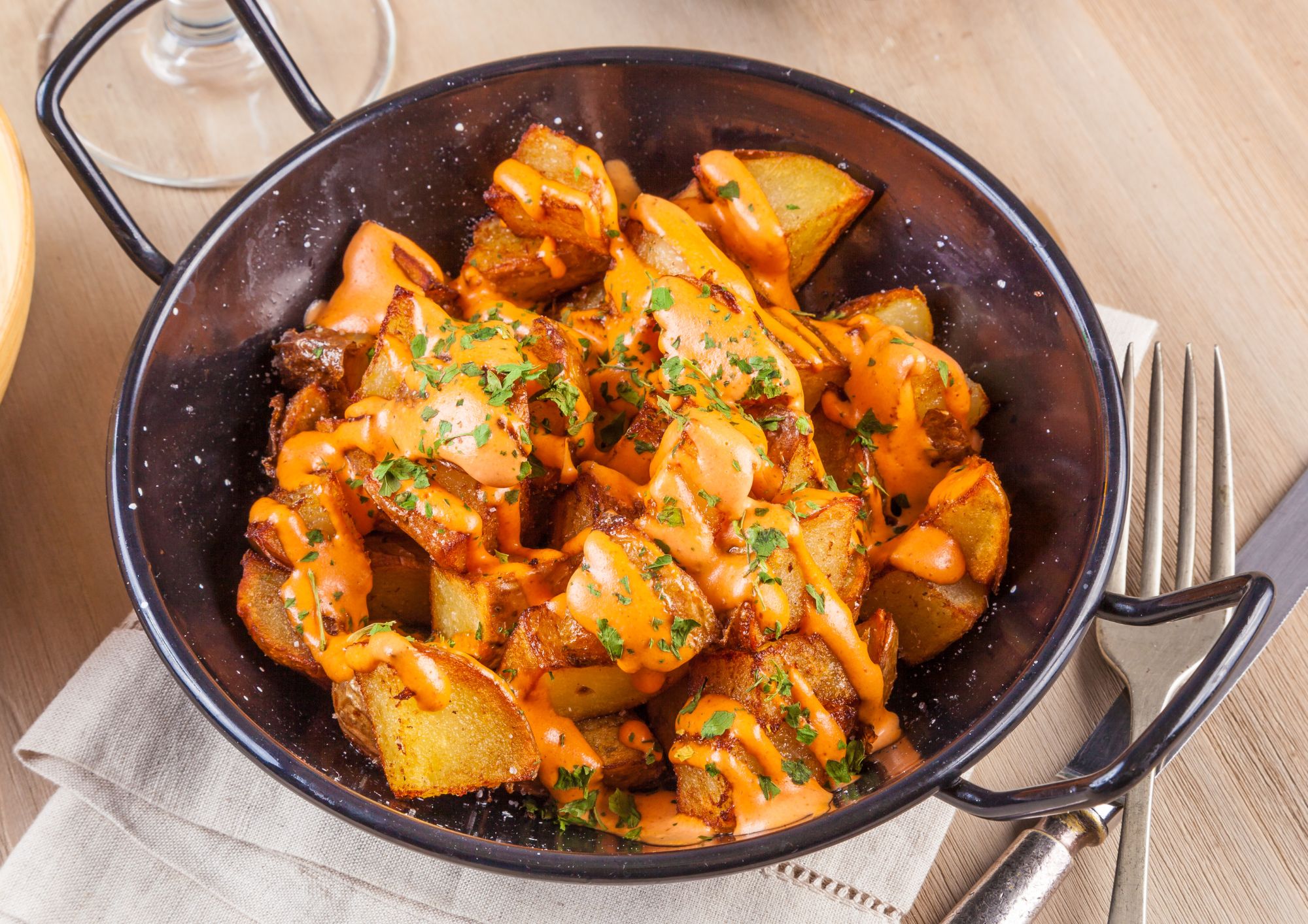 Patatas Twister bravas