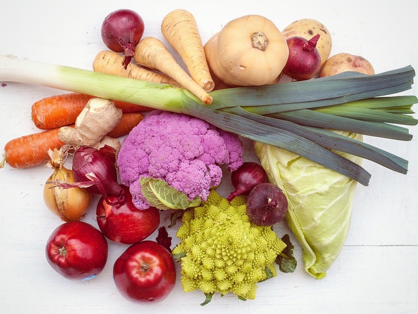 The colours of december: fruit and vegetables of the month