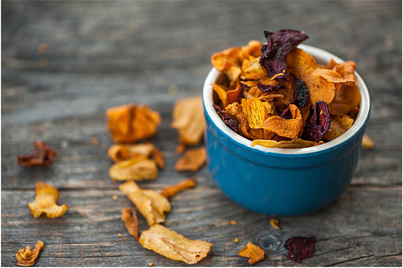 Vegetable peel crisps