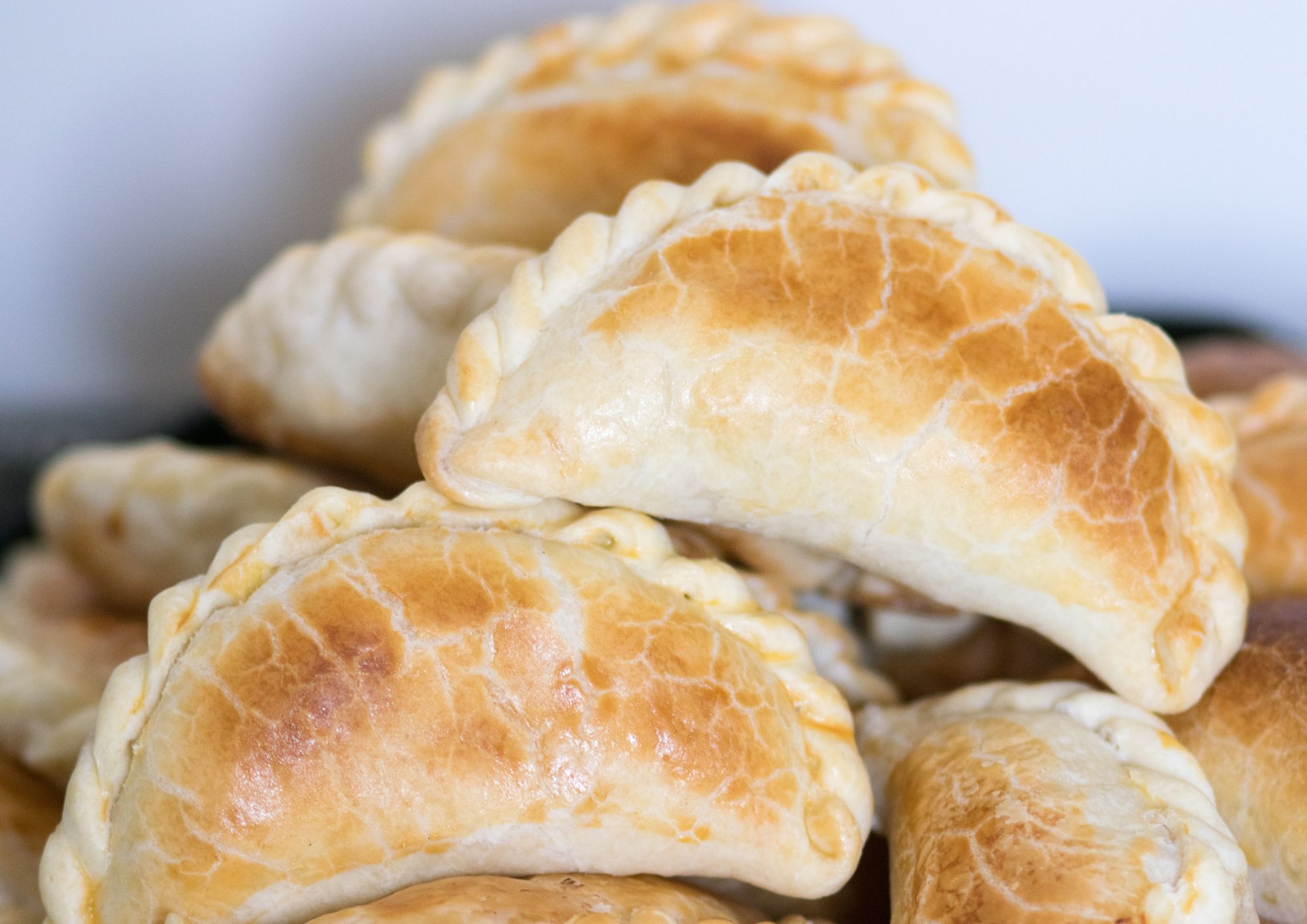 Empanadas ripiene di patate Constance con cipolle alla paprika