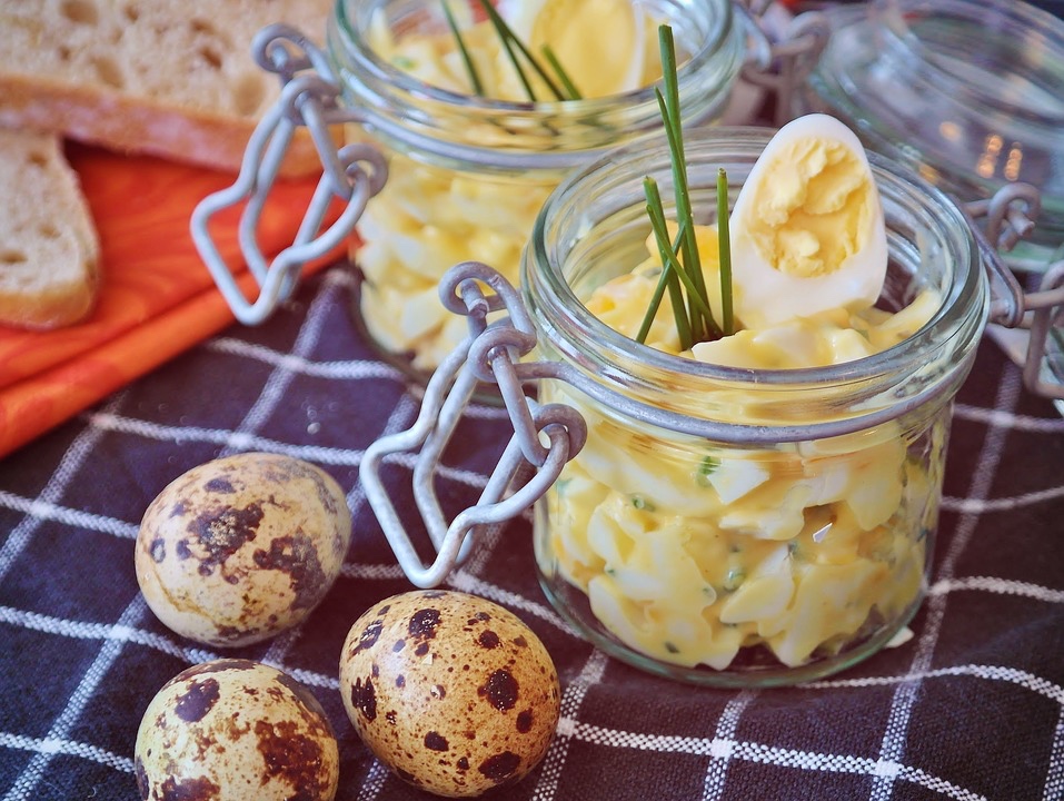 Mini jars of potatoes and quail eggs