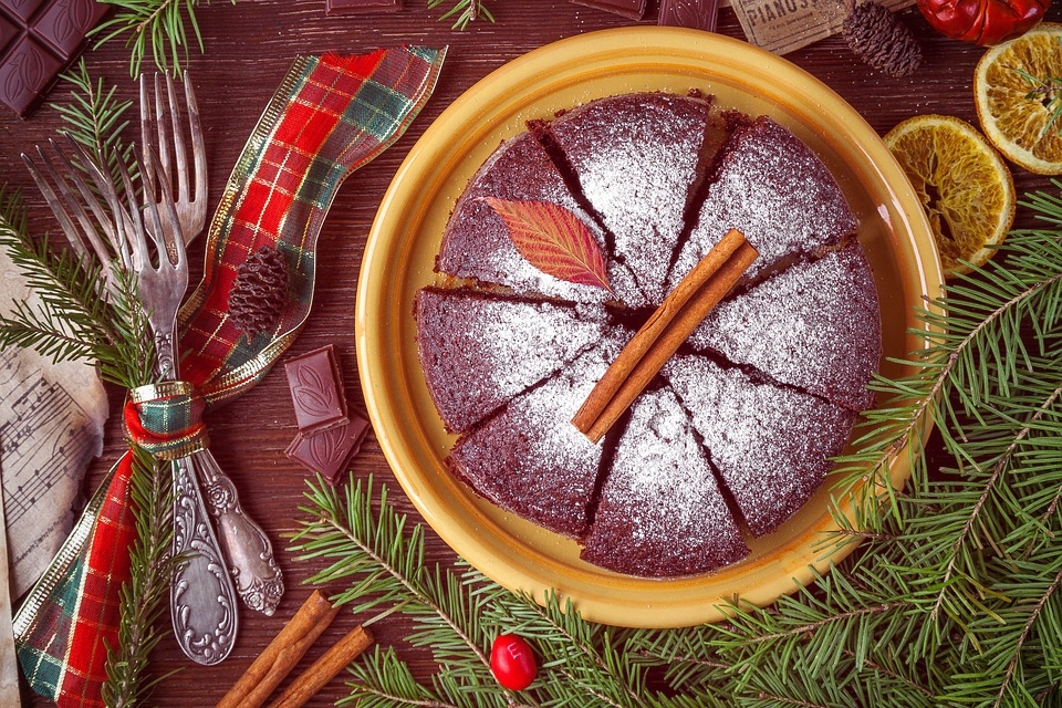 Unleavened cake with chocolate and potatoes