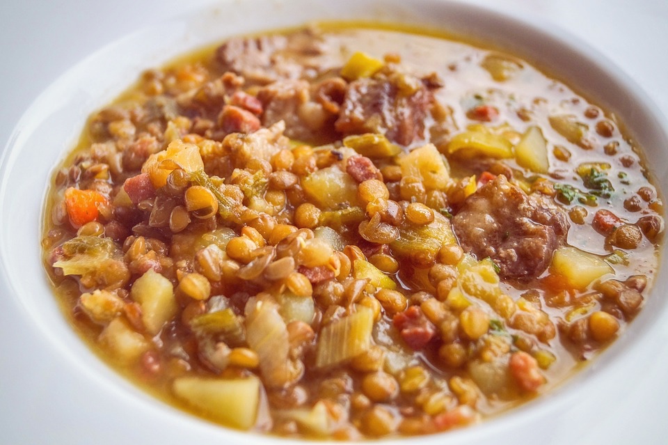 Lentil soup with mini meatballs and potatoes